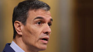 ראש ממשלת ספרד פדרו סנצ'ס נאום התנגדות ל מלחמה ב איראן פרלמנט