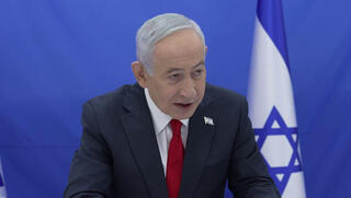 חודש למלחמה: האיש שרצה להיות צ'רצ'יל - ולא יהיה