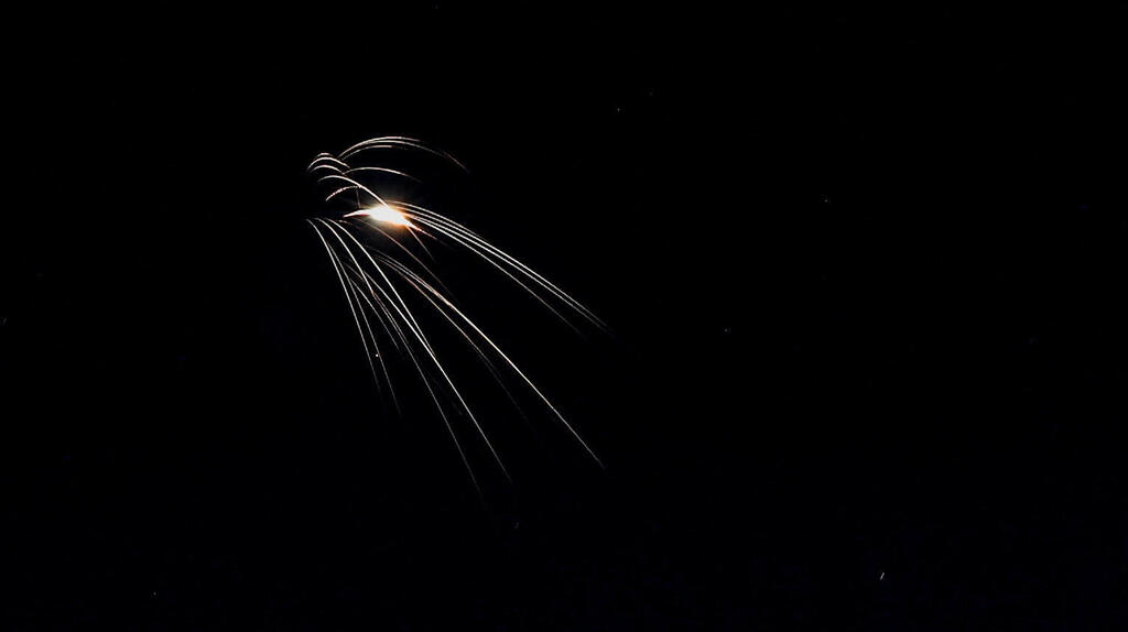 טיל איראני בשמי תל אביב