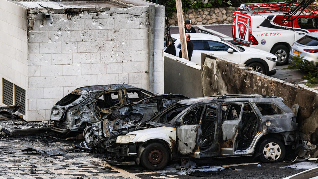 Impact in Nahariya (Photo: Gil Nehushtan) נפילה בנהריה