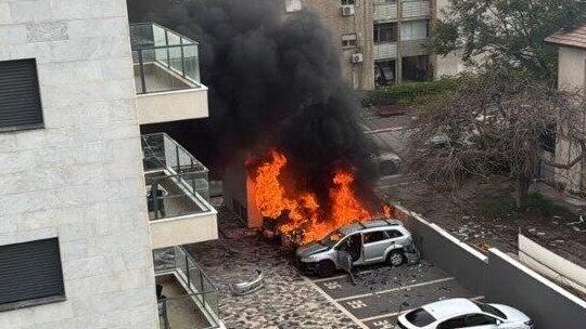 Impact in Nahariya (Photo: from social media under Section 27 of the Copyright Law) נפילה בנהריה