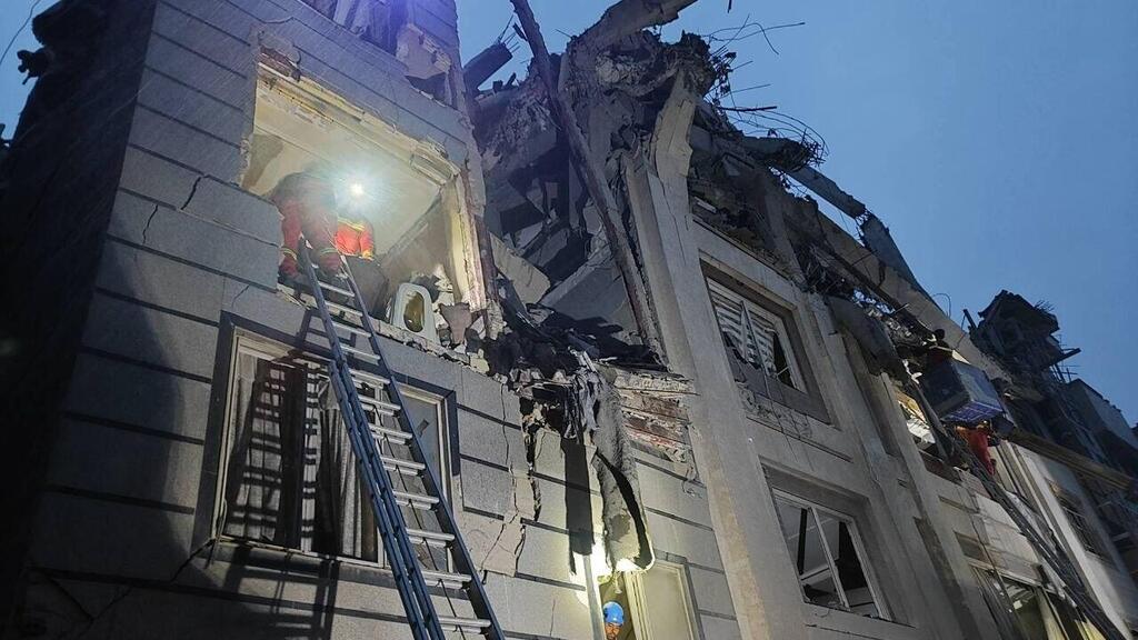 מבנה מגורים שהותקף