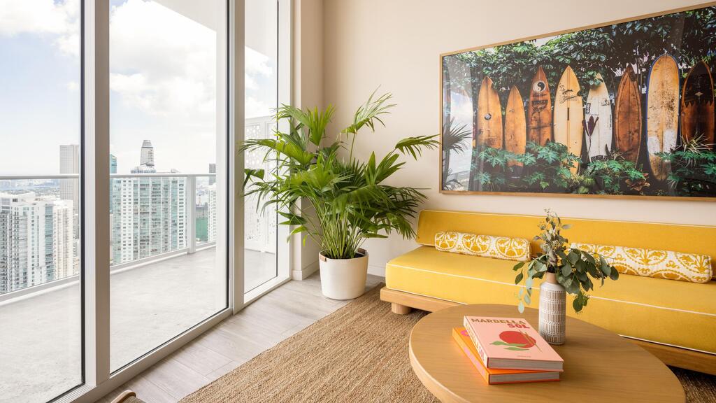 עיצוב הפנים של הדירות, BRICKELL