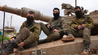 המחבלים ירו יותר מ-10 טילי נ"ט: "הרגשנו פיצוץ אדיר"