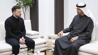 נשיא אוקראינה וולודימיר זלנסקי נפגש עם נשיא איחוד האמירויות מוחמד בן זאיד