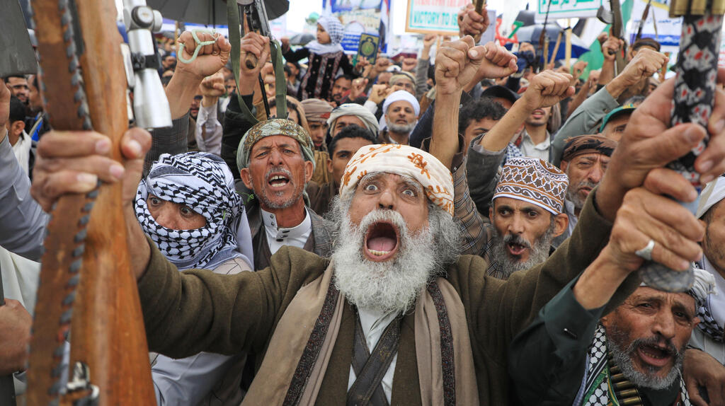 לחץ איראני על החות'ים