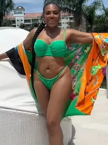 מבלה בג'מייקה (צילום: אינסטגרם) שריל לי ראלף