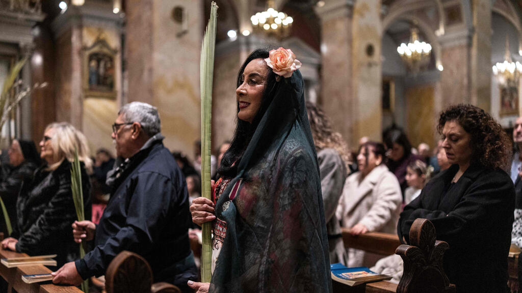תהלוכת המיסה של יום ראשון של הדקלים בירושלים