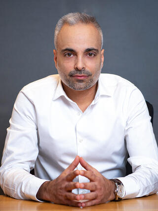 עורך הדין אילן יששכר