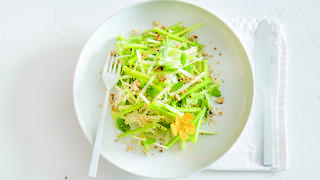 סלט סלרי מרענן