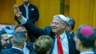 חגיגת מוות ושמפניה: מה נשתנה ביהדות שלנו?