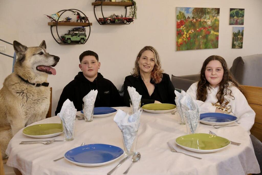 עטרה כהן-רפפורט וילדיה הקטנים