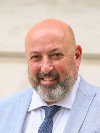 Professor Itamar Grotto