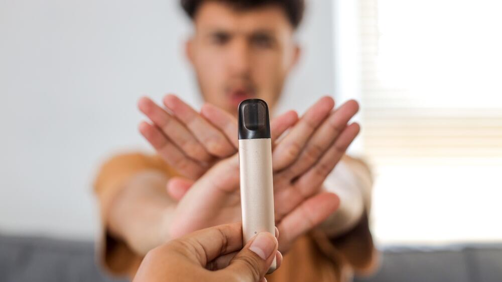 Фото: shutterstock סיגריה אלקטרונית, סיגריות אלקטרוניות