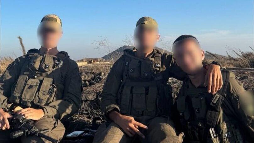 לוחמים ולוחמות בשטח בפסח