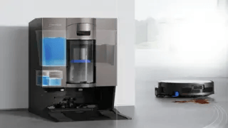 השואב-שוטף Deebot X11 OmniCyclone של חברת Ecovacs 