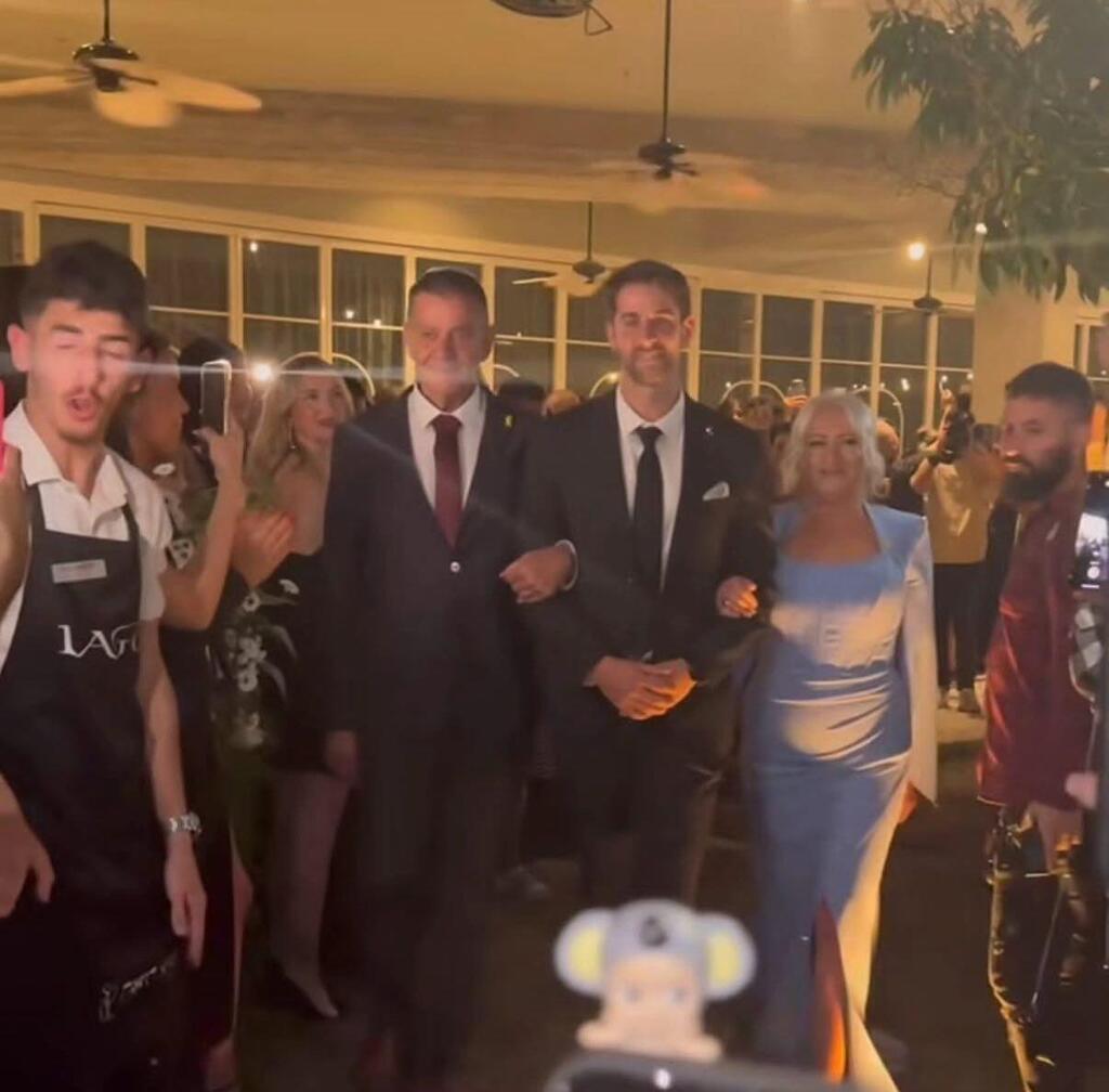 שחף רז טליה עובדיה נפרדים מאמא שלו 