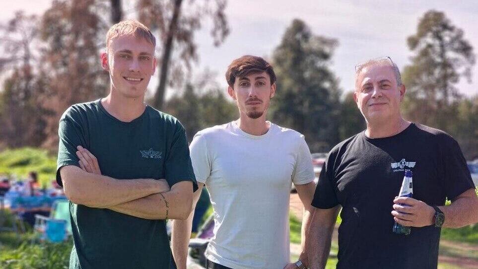 תמונה משפחתית של סמ"ר מקסים אנטיס ז"ל