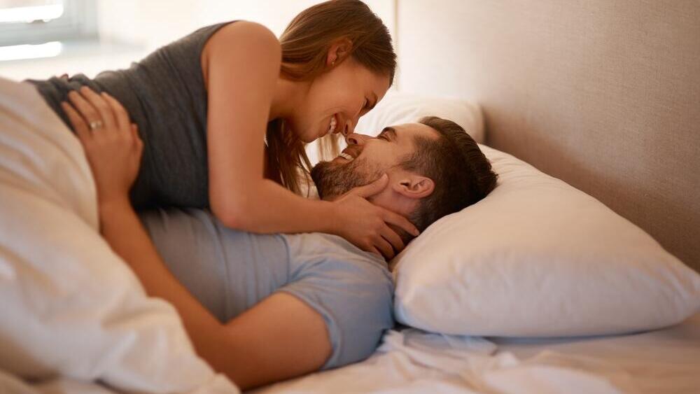 Sexual health is more than function: Desire, choice, communication and the ability to adapt (Photo: Shutterstock ) יחסי מין, סקס