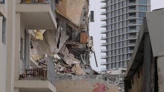 הבניין הוכרז כמסוכן, היום הוא קרס ו-2 נפצעו בינוני