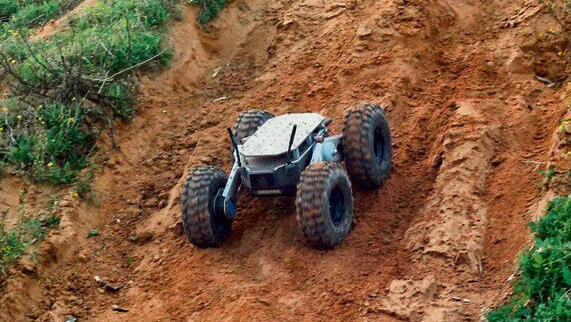 Macushla robot for tunnel operations and payload transport (Photo: Macushla) רובוט של Macushla לשימוש במנהרות ונשיאת מטענים