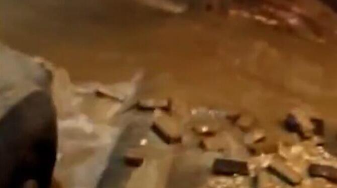 נזק מפצצה מטיל מתפצל בבני ברק