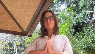 הישראלית שנתקעה בתאילנד – ועברה לגור במנזר