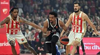 סטרלינג בראון