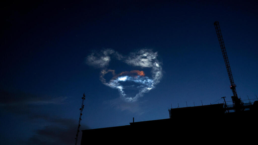 Ракеты над Ираном (Фото: Majid Asgaripour/WANA (West Asia News Agency) via REUTERS ) איראן טהראן