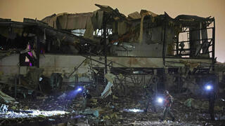 נזק למפעל רחפנים ביטחוניים בפגיעה בפ"ת | תיעוד