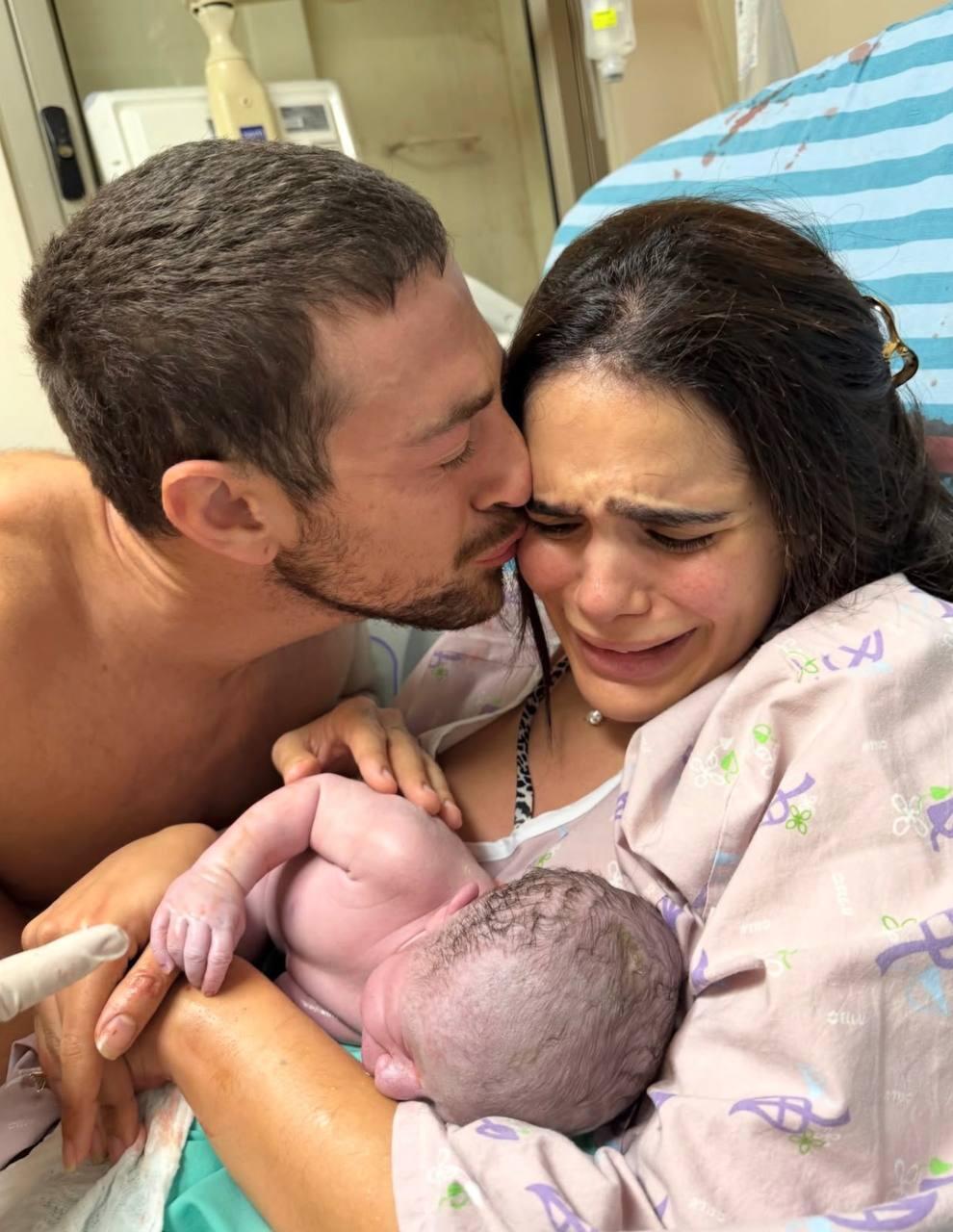 דור טאוב ונויה אריאלי הביאו לעולם בן בכור (מתוך אינסטגרם) דור טאוב ונויה אריאלי הביאו לעולם בן בכור