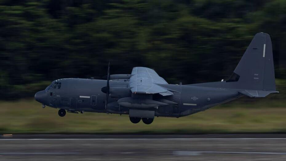 MC-130 (Фото: Ricardo Arduengo/Reuters) מטוס קרב אמריקני