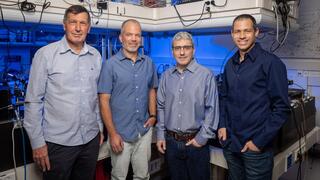 מייסדי Q-Factor - מימין פרופ עופר פירסטנברג, פרופ' יואב שגיא, דר גיא רז, פרופ ניר דודזון 