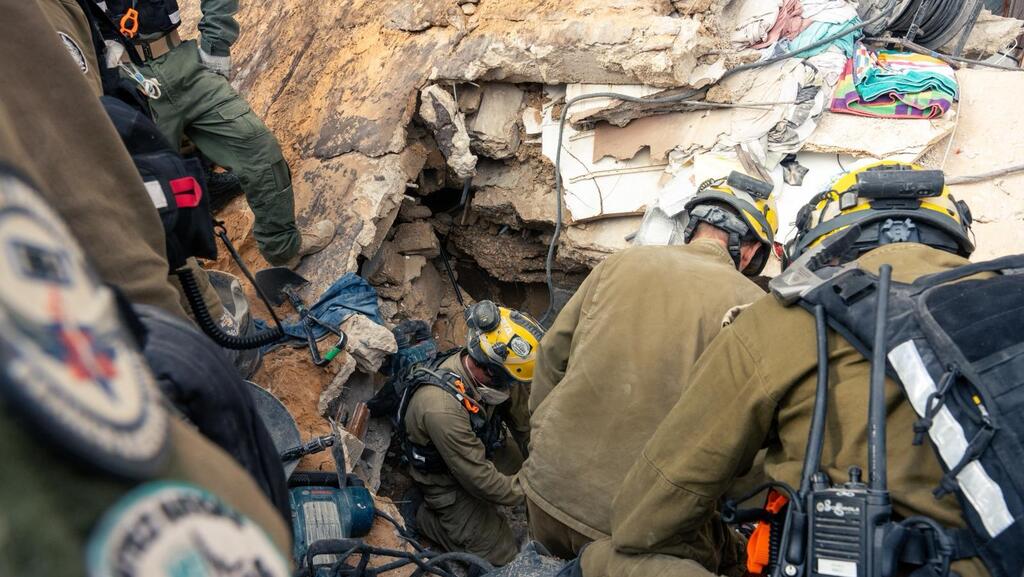 מאמצי החילוץ בזירה בחיפה
