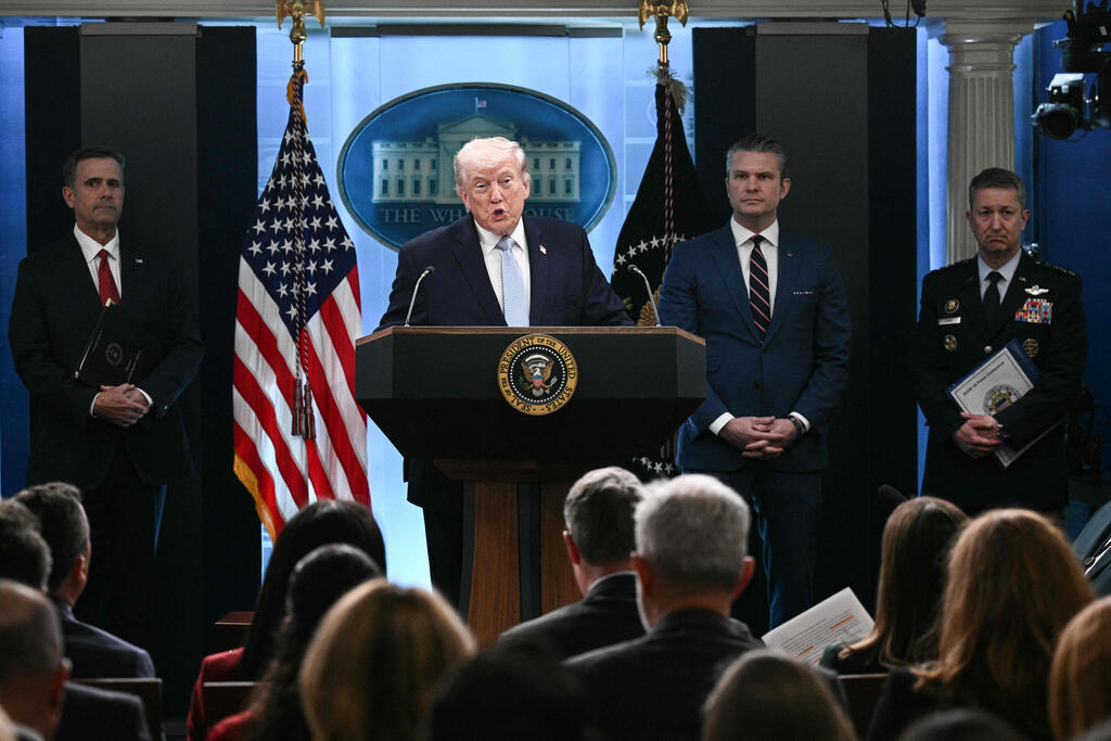 Photo: Brendan SMIALOWSKI / AFP דונלד טראמפ