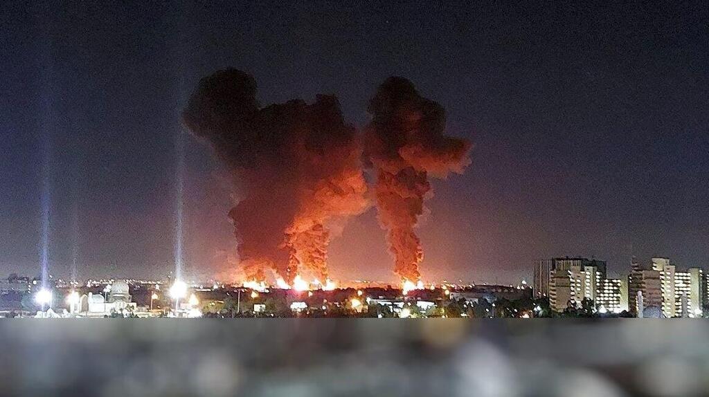 פטריות עשן בנמל התעופה הבינלאומי בטהרן; ישראל מחכה ל"אור ירוק" מטראמפ