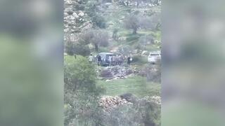 תושב סילוואד, פתחי אל־ע'ול הותקף על ידי מנתחלים  צפונית־מזרחית לרמאללה