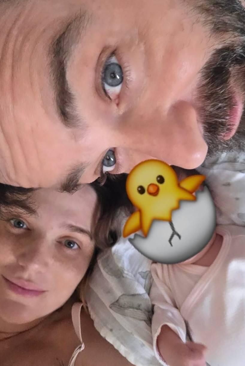 דנה פרידר ויהודה לוי בחדר הלידה