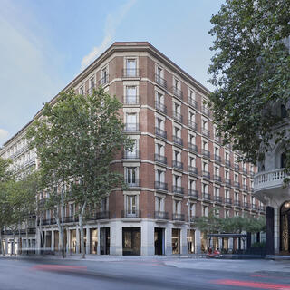 חזית הבניין