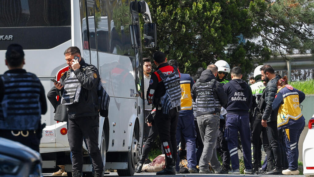 ירי מחוץ לקונסוליה הישראלית באיסטנבול