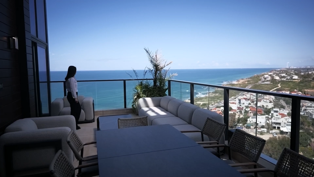 Beachfront homes in Netanya