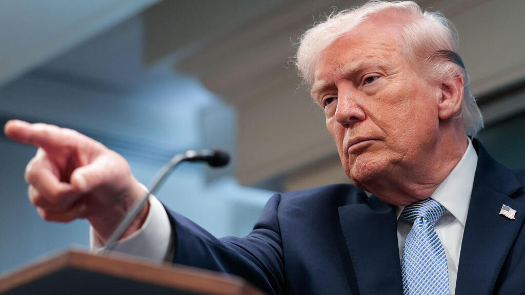 US President Donald Trump (Photo: Kent Nishimura / AFP) נשיא ארה"ב דונלד טראמפ ב מסיבת עיתונאים על מלחמה עם איראן