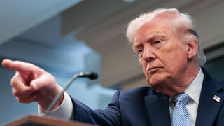 נשיא ארה"ב דונלד טראמפ ב מסיבת עיתונאים על מלחמה עם איראן