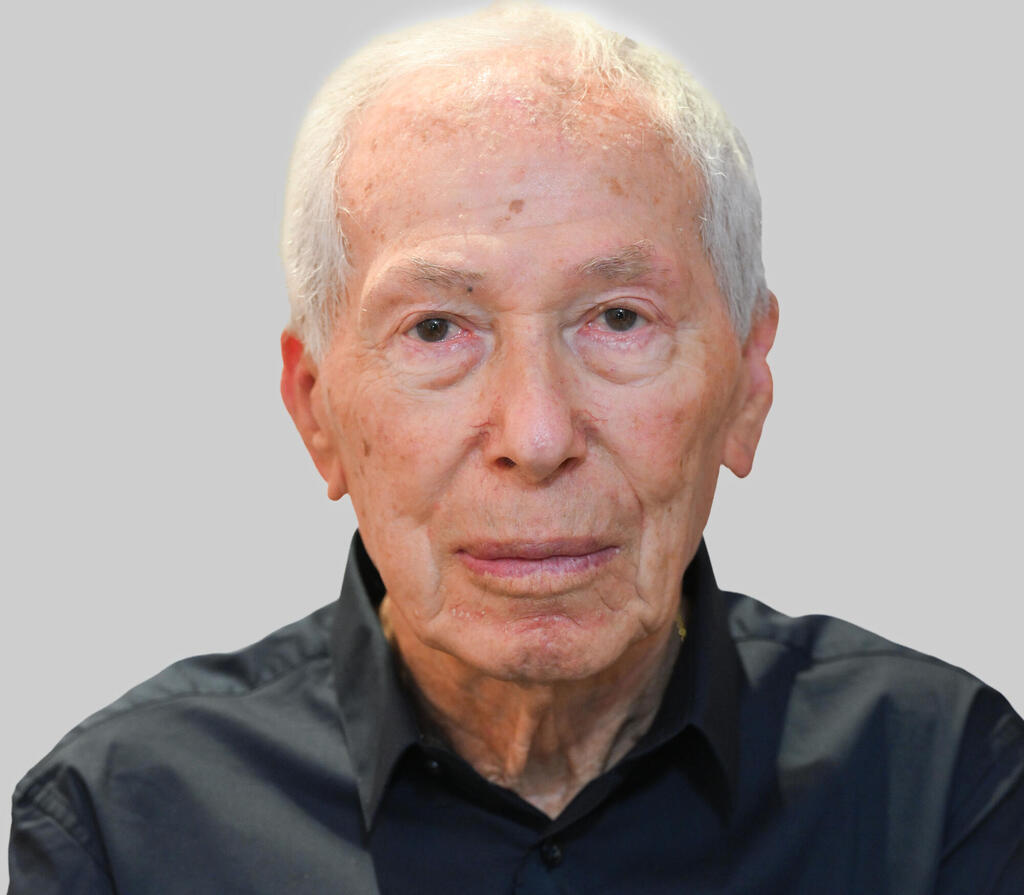 Моше Харари (Фото: Хорхе Новомински, "Яд ва-Шем") משה הררי