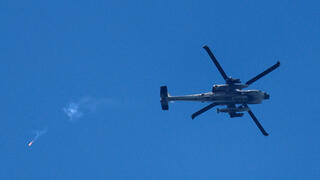 מסוק צה"ל חיל האוויר מעל גבול לבנון