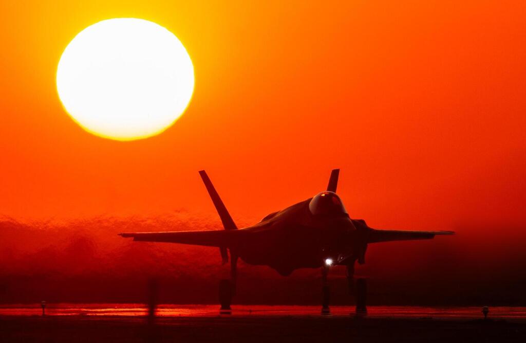 תמונות של מטוסי חיל האוויר במהלך מבצע שאגת הארי