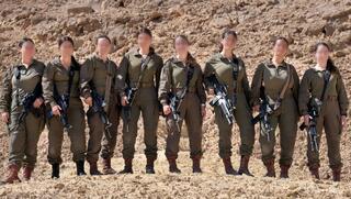 "שרות בסוואנה שירי שבת בדרך ללחימה"