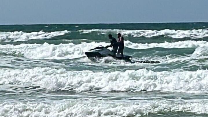 חיפוש אחרי הנעדר בחוף הים בנתניה