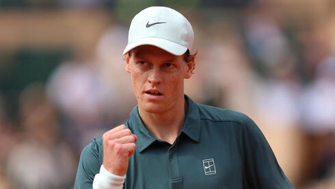 הטניסאי האיטלקי יאניק סינר