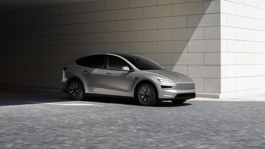 Tesla secured long-awaited approval to use its Full Self-Driving (FSD) system in Germany Tesla secured long-awaited approval to use its Full Self-Driving (FSD) system in Germany